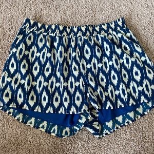 Gianni Bini Patterned Shorts